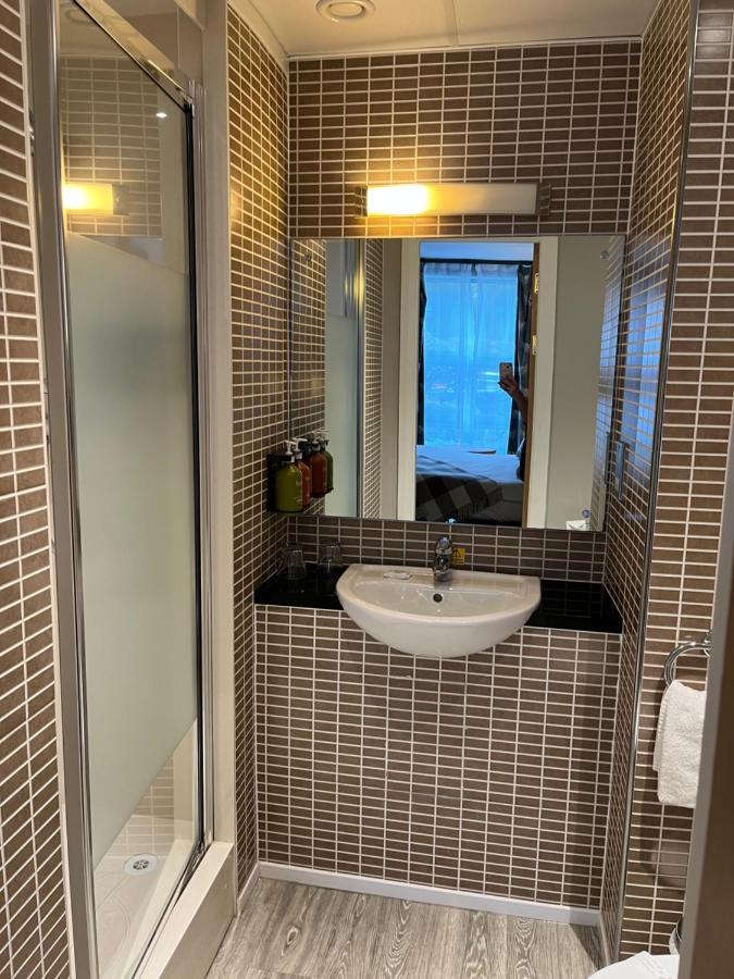 Holiday Inn Dumfries By Ihg Екстериор снимка