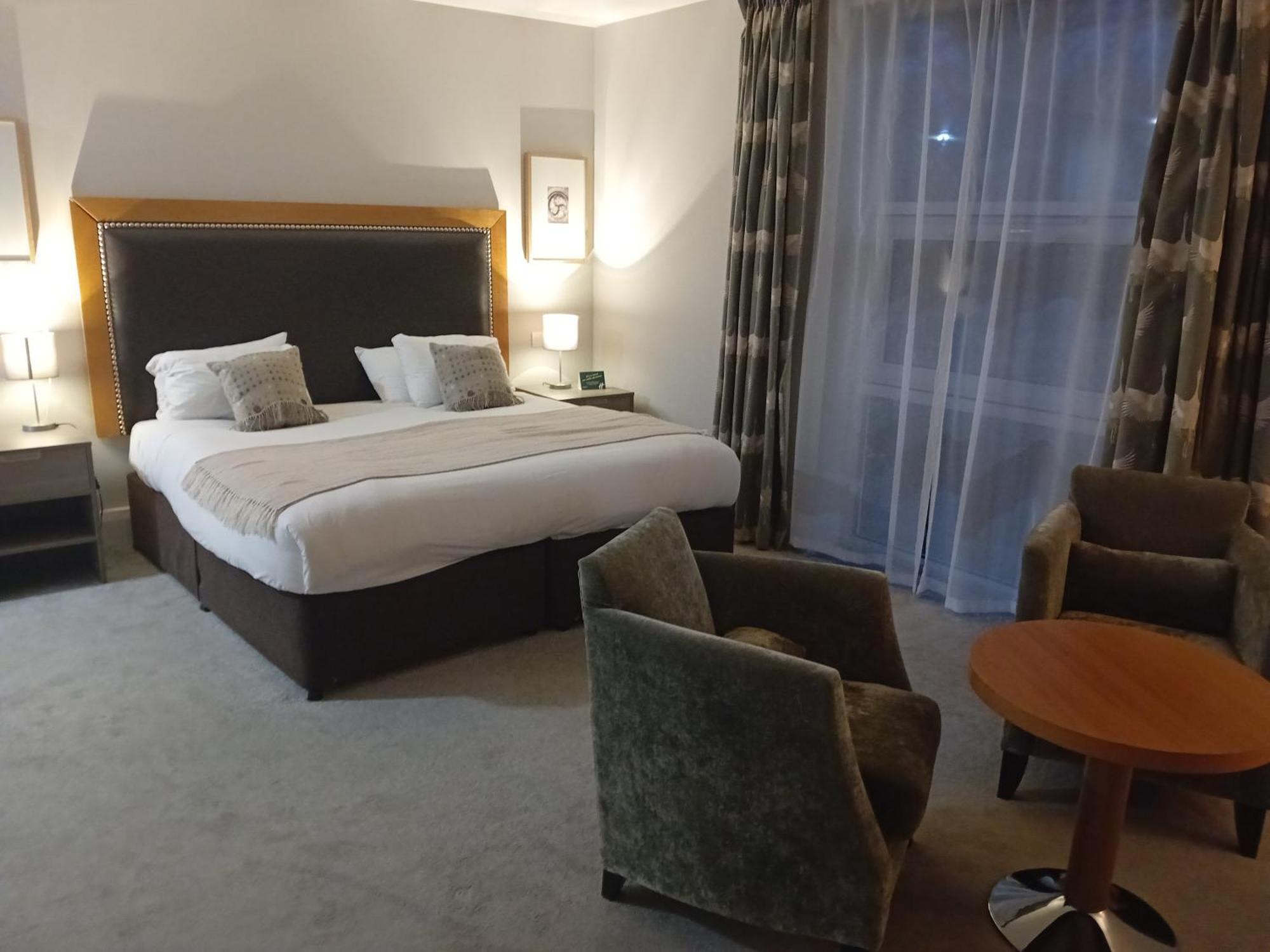 Holiday Inn Dumfries By Ihg Екстериор снимка