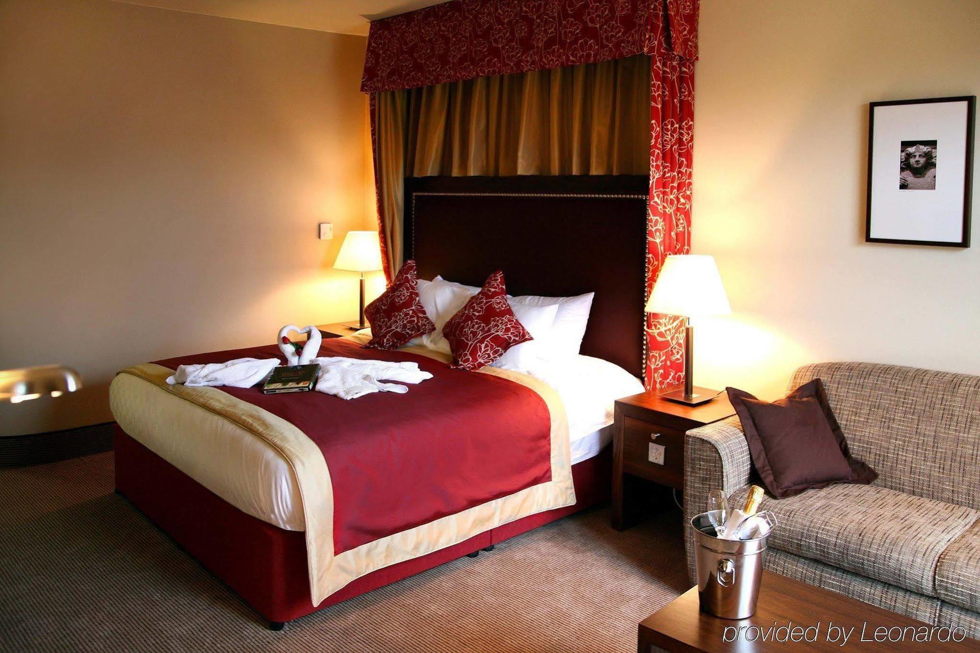 Holiday Inn Dumfries By Ihg Екстериор снимка